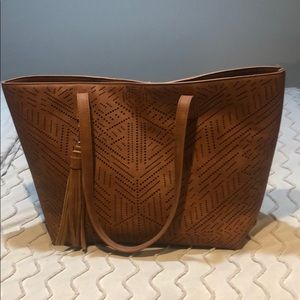 MMS Big fall tote with organizing pouch